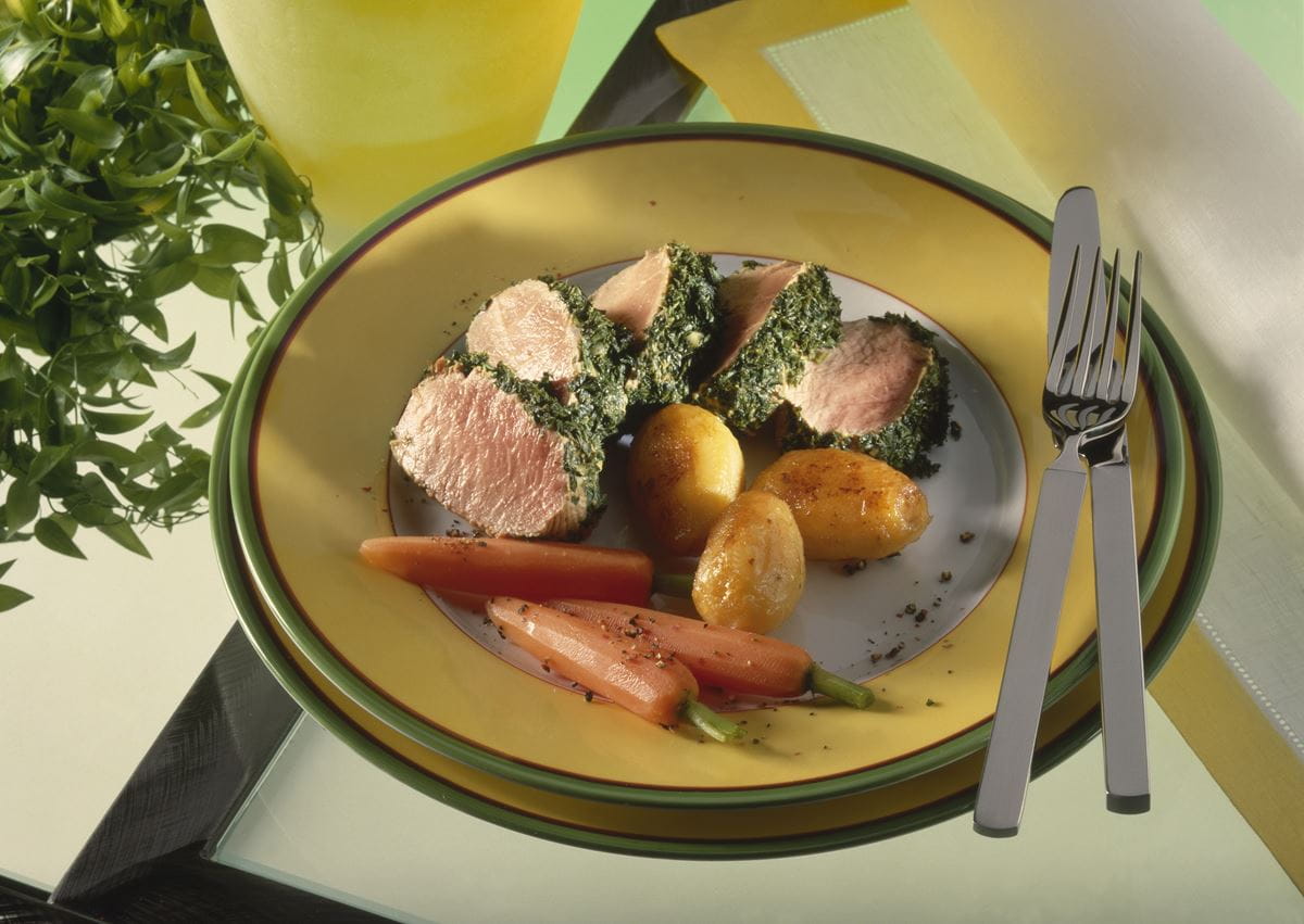 recipe image Lammrückenfilet in Kräuterkruste