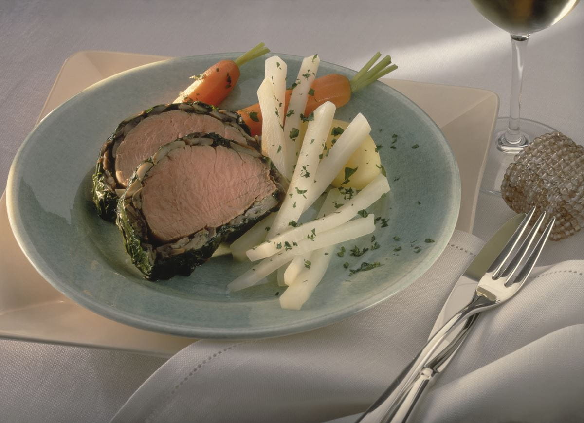 recipe image Kalbsfilet in Mangold-Champignonhülle