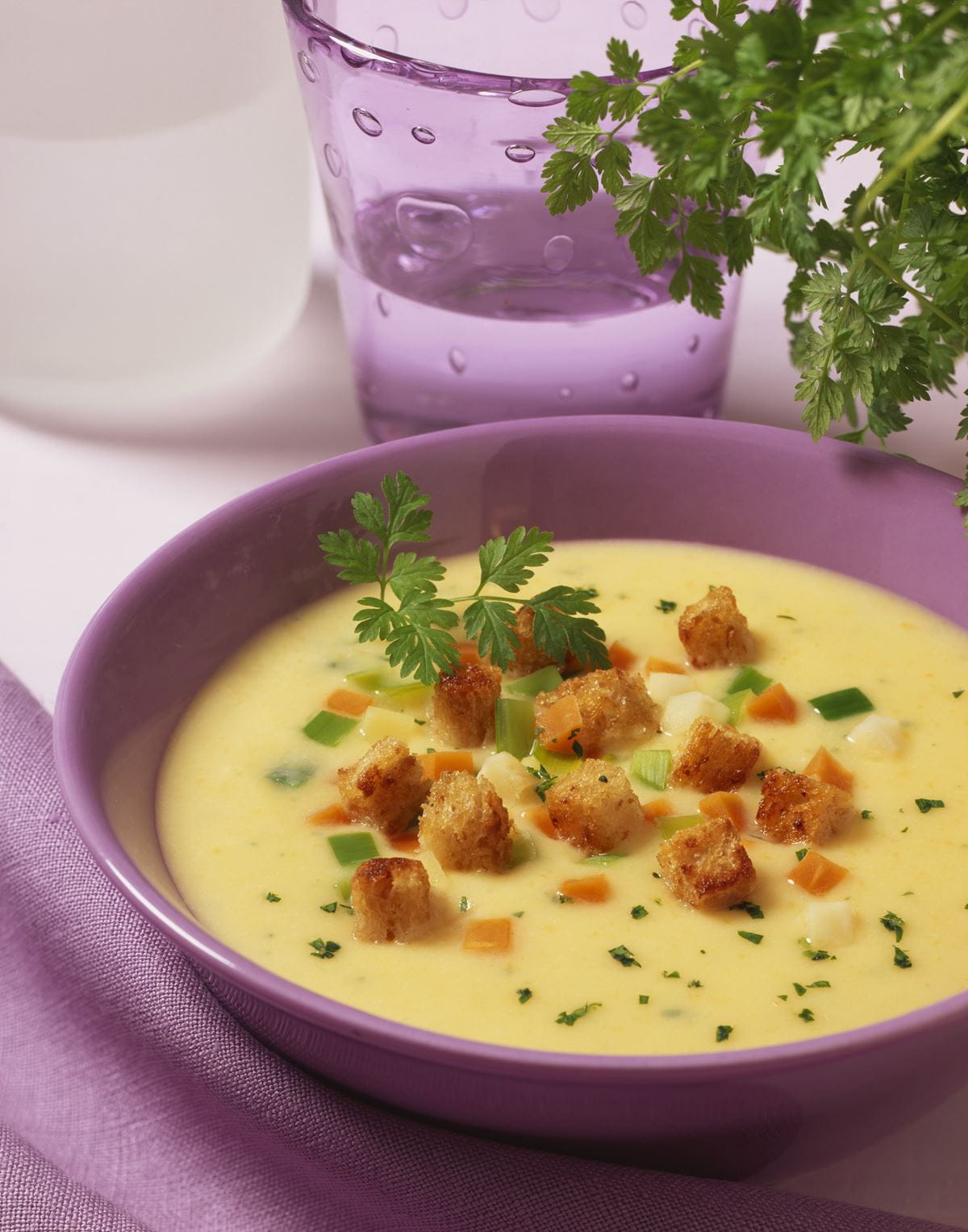 recipe image Feine Kartoffelsuppe mit Croûtons
