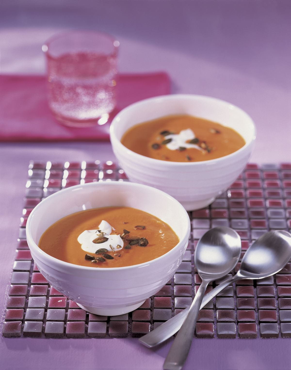 recipe image Kürbissuppe mit Ingwer-Cremefine