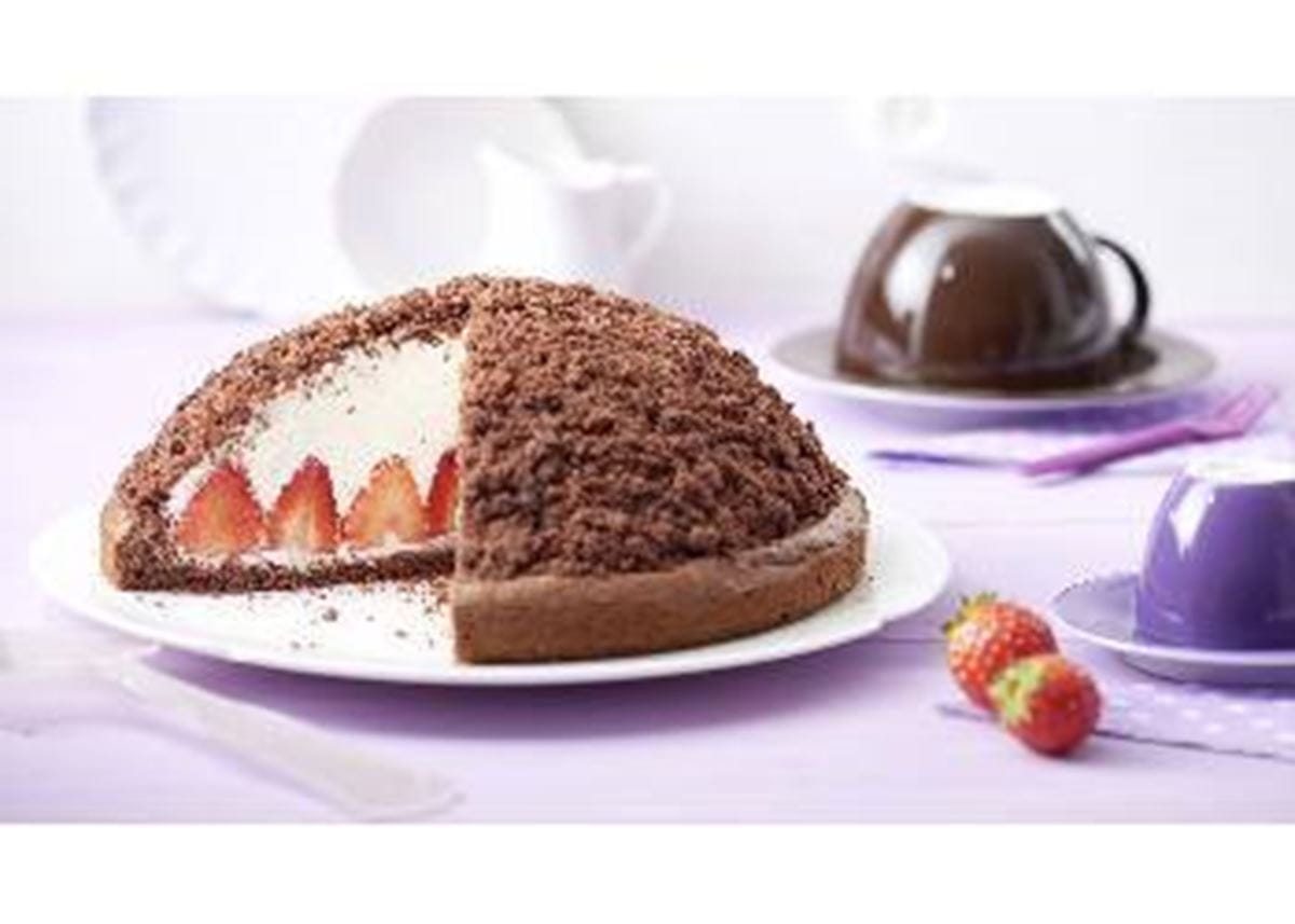 recipe image Maulwurfkuchen mit Erdbeeren