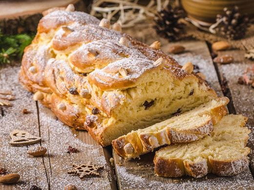 recipe image Rostlinná vánočka