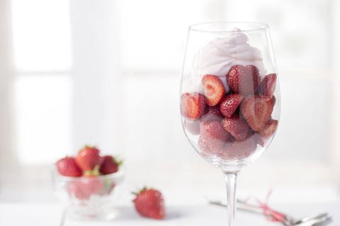 recipe image Aperol-Creme mit Erdbeeren