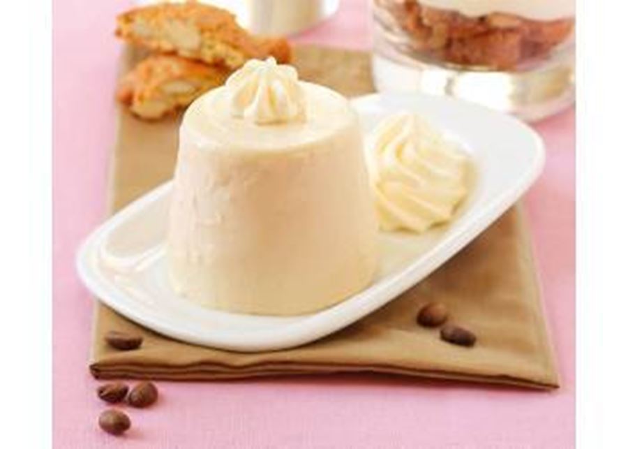 recipe image Espresso-Parfait mit Vanille-Espuma