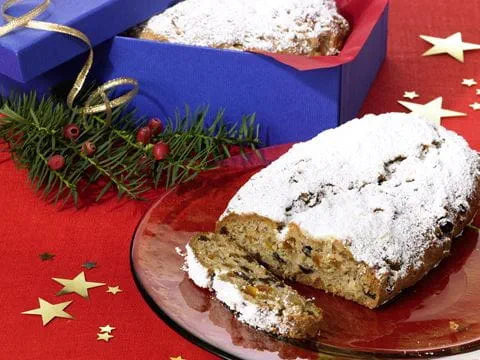 recipe image Hamburger Weihnachtsstollen