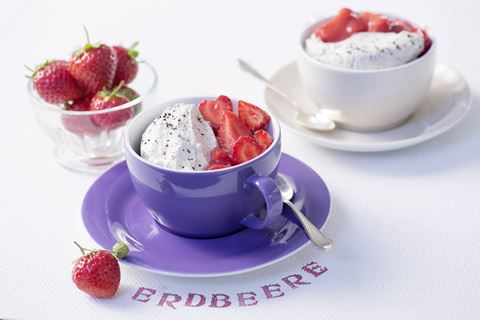 recipe image Kaffeecreme mit Erdbeeren
