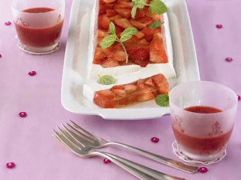 recipe image Erdbeerterrine