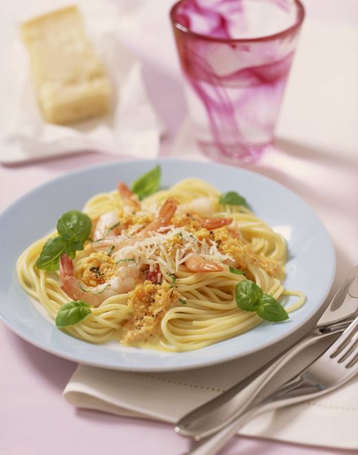 recipe image Spaghetti in cremig feiner Karotte-Garnelen-Sauce