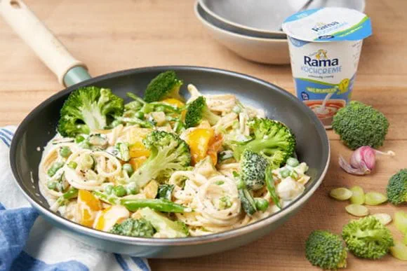 Rama 100% Pflanzlich - Lecker, cremig, pflanzlich