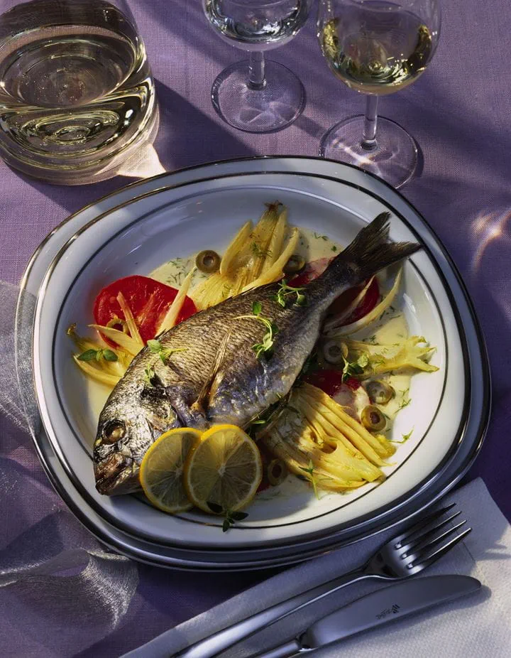 recipe image Doraden auf Gemüsebett