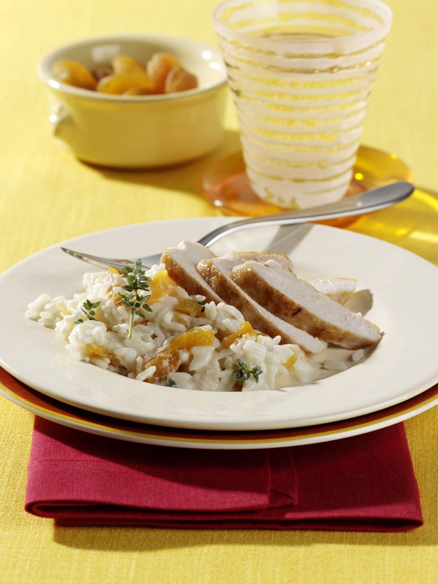 recipe image Hähnchenbrust mit Aprikosen-Thymian-Reis