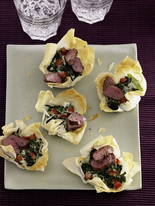 recipe image Yufka Törtchen mit Spinat und Lammfilet