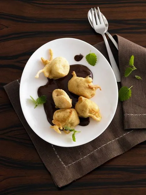 recipe image Heiße Banane mit Schokoladensauce