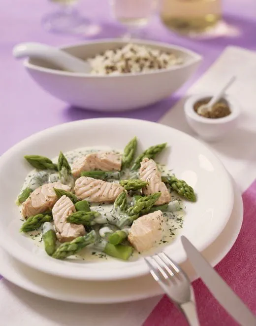recipe image Ragout aus Spargel und Lachs