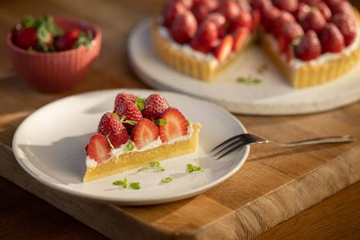 recipe image Erdbeertarte mit Mandelcreme