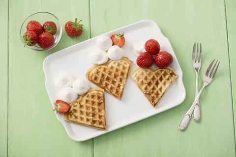 recipe image Eistütchen aus gebackenen Waffeln