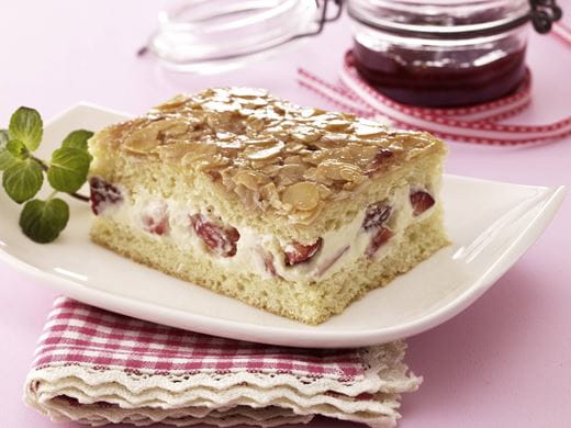 recipe image Bienenstich