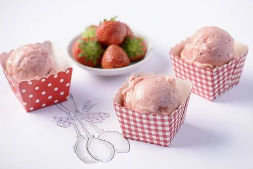 recipe image Selbst gemachtes Erdbeereis
