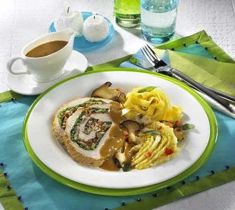 recipe image Putenrollbraten mit pikanter Füllung