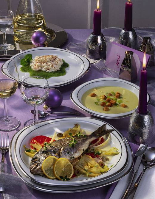recipe image Dorade im Gemüsebett