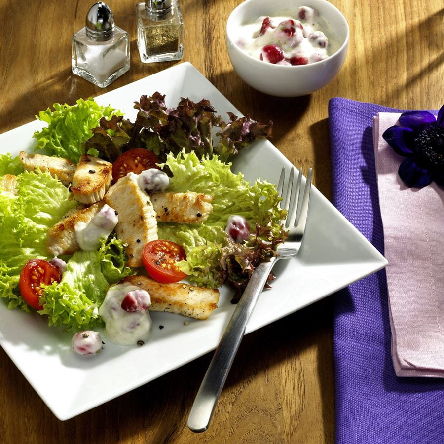 recipe image Salat mit Putenbruststreifen