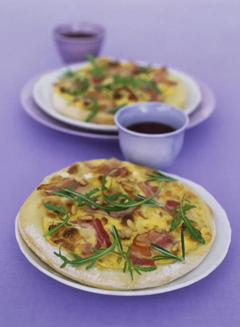 recipe image Pizza mit Ziegenkäse