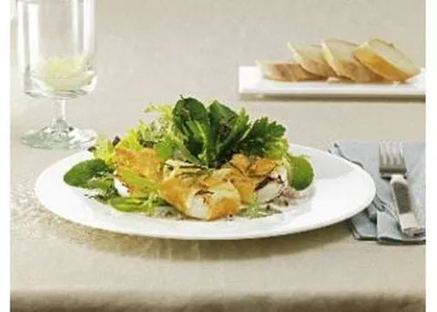 recipe image Gebackener Ziegenkäse mit Wildkräutersalat