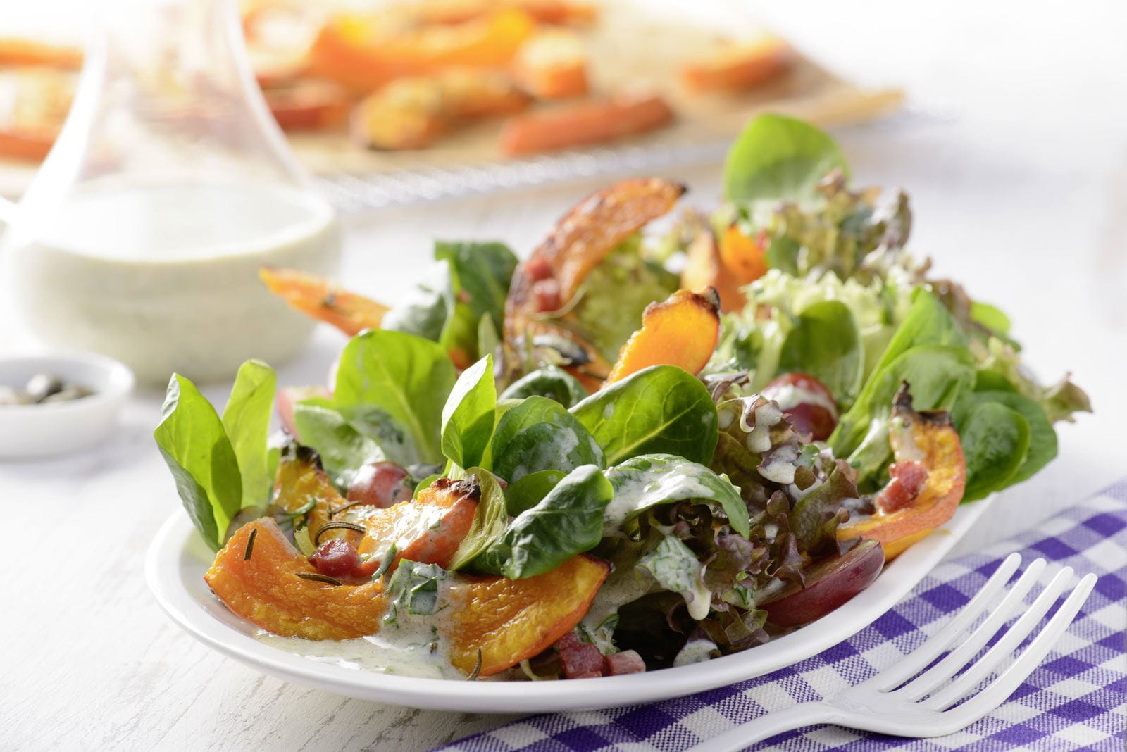 recipe image Kürbisspalten auf Herbstsalat