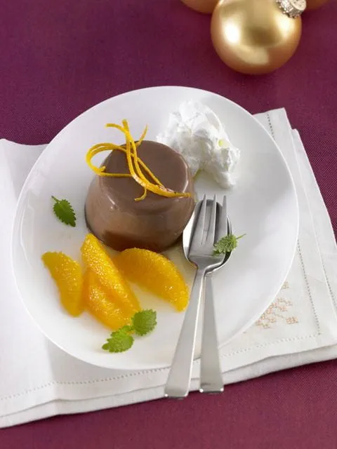 recipe image Schokoladencreme a la Panna Cotta mit Orangenkompott
