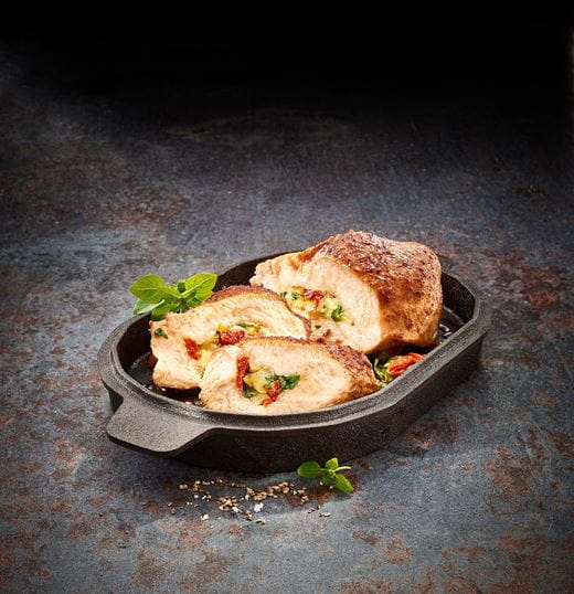 recipe image Gefüllte Hähnchenbrust mit Basilikum, Mozzarella und getrockneten Tomaten