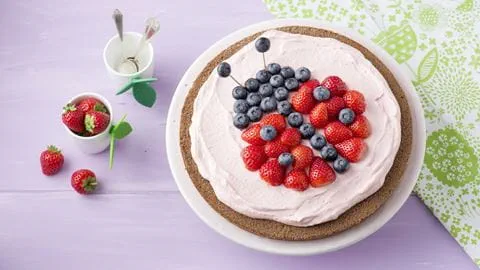 recipe image Glückskäfer-Torte