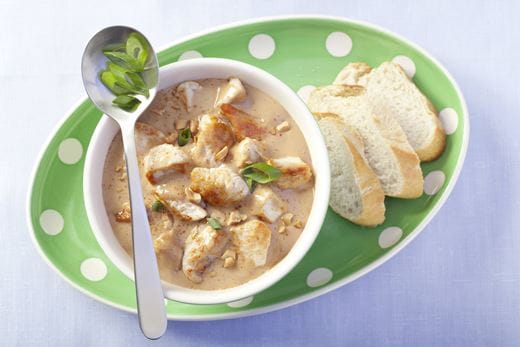 recipe image Putenpfanne mit Erdnusscreme