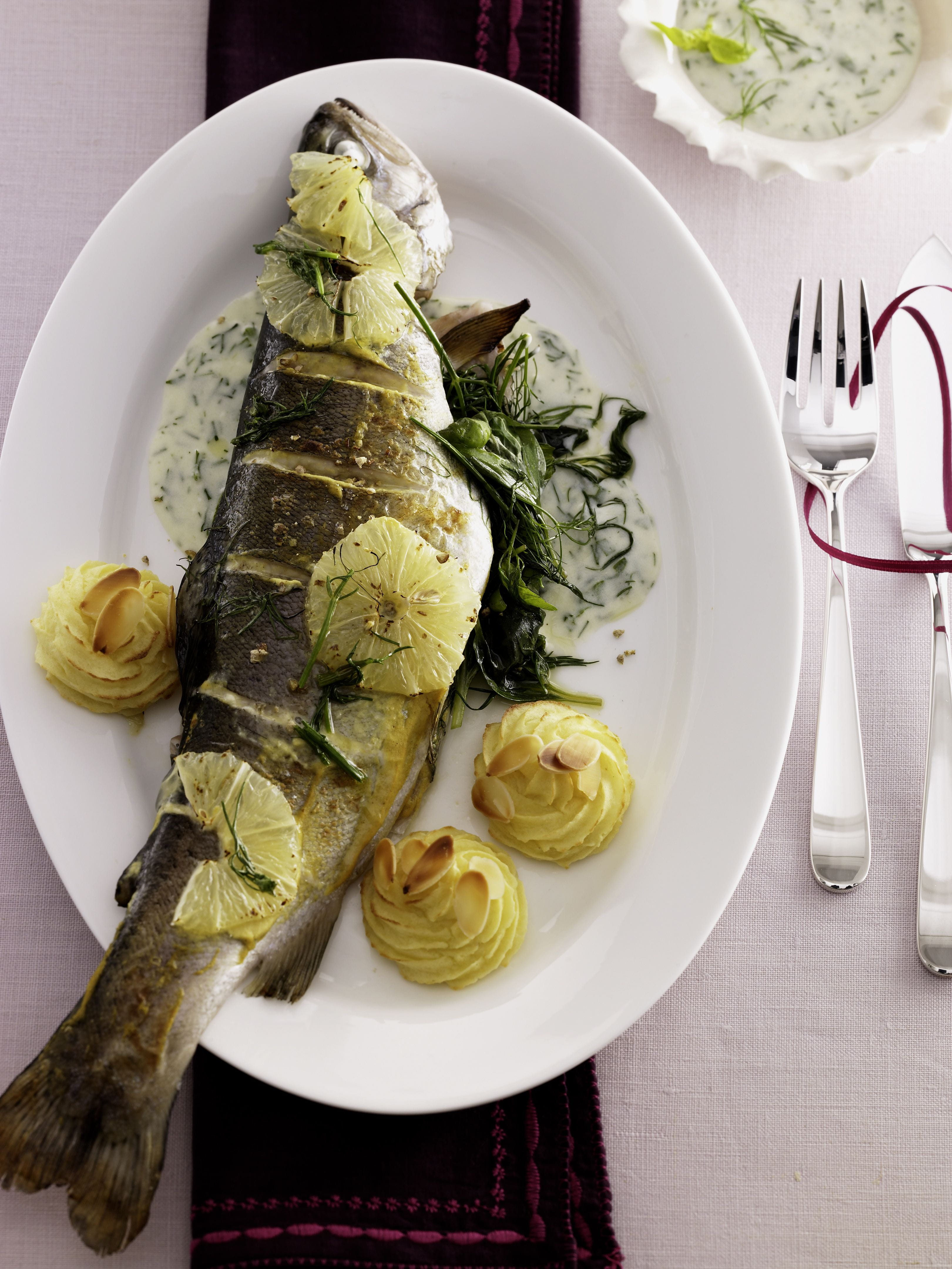 Kräuterforelle mit Herzoginkartoffeln | Rama