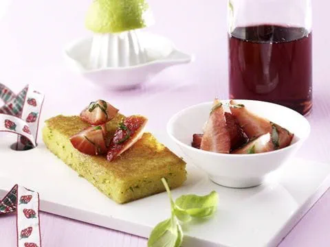 recipe image Limettenpolenta mit Erdbeerkompott