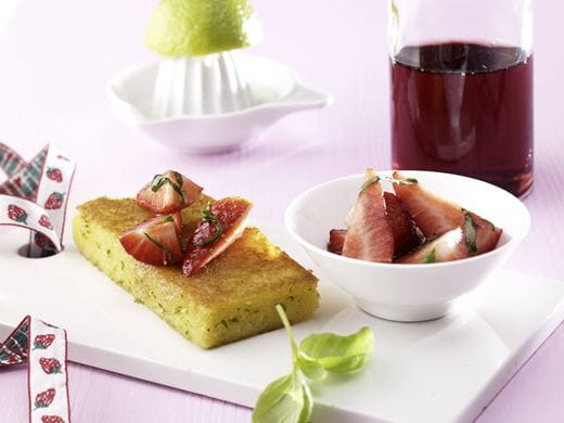 recipe image Limettenpolenta mit Erdbeerkompott