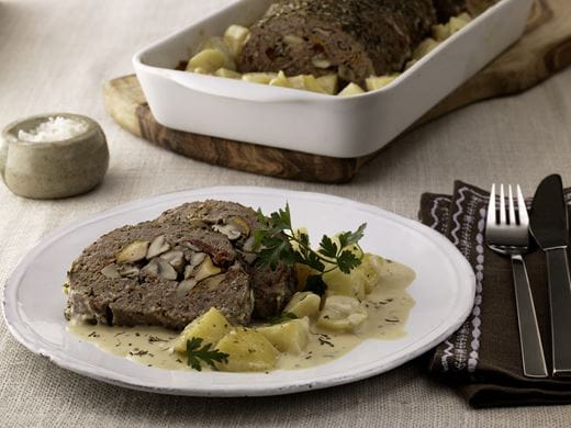 recipe image Hackfleischrolle mit Pilzen