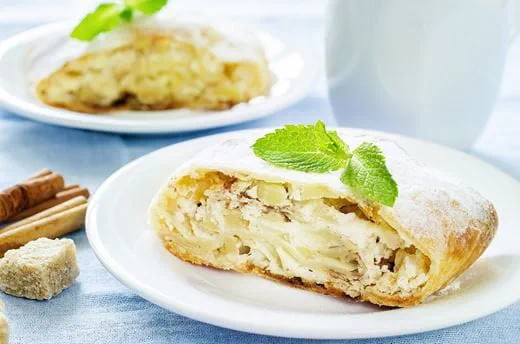 recipe image Strudel cu branza de vaci