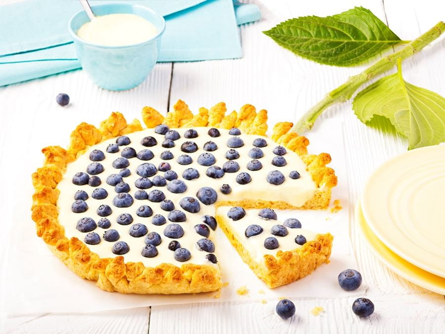 recipe image Tarta "floarea-soarelui" cu afine