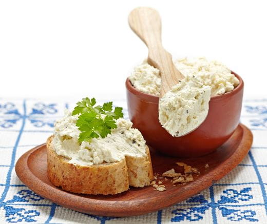 recipe image Nátierka s kozím syrom a Ramou Classic