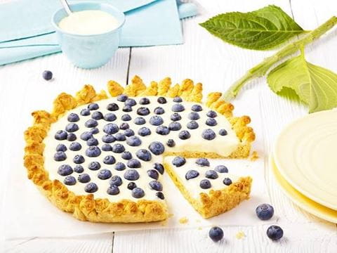 recipe image Pita v obliki sončnice z borovnicami